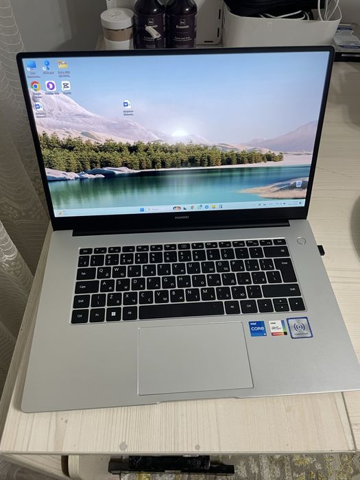 HUAWEI Matebook D15