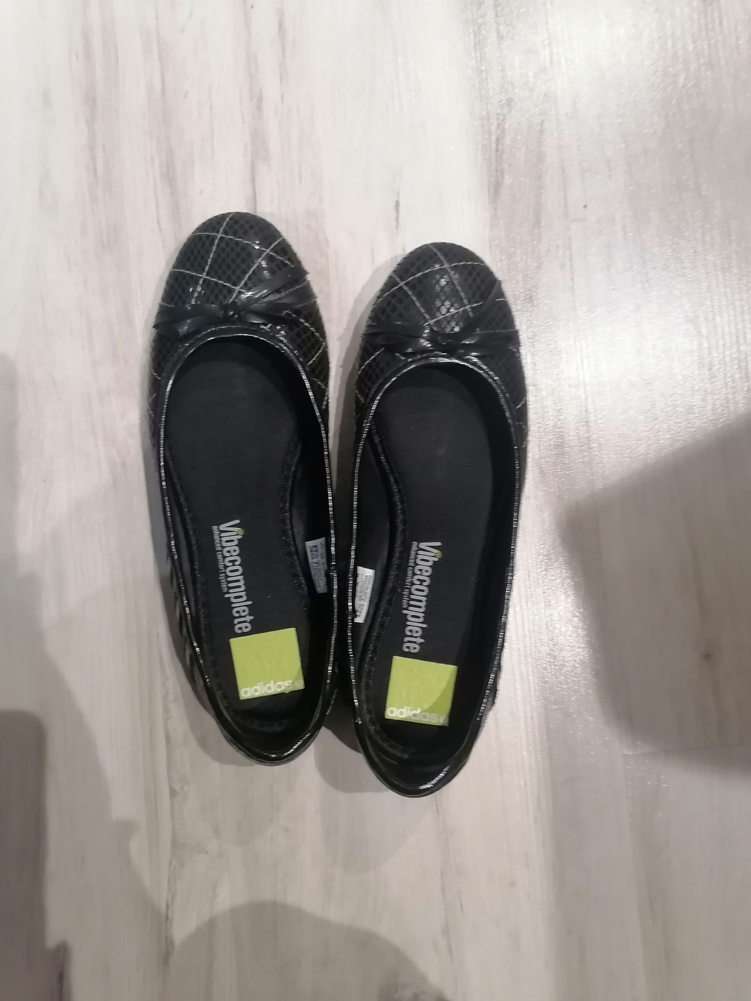Адидас обувки  - нови