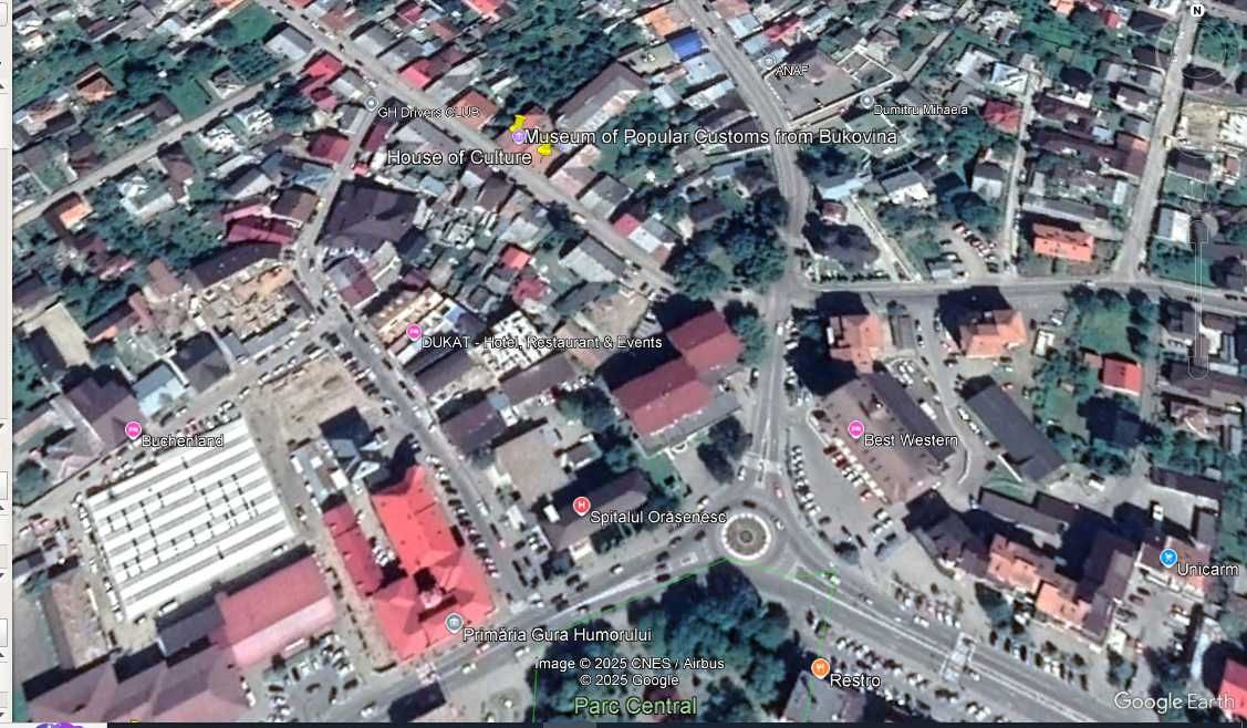 Vand apartament in casa din caramida ultracentral Gura Humorului