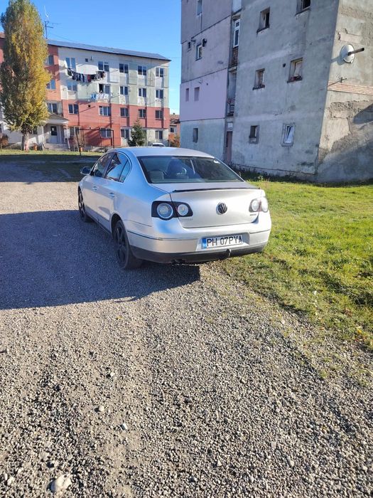 Vând pasat Berlin b6 an 2008 motor 1.9 dizel itp  deabea renoit asigur