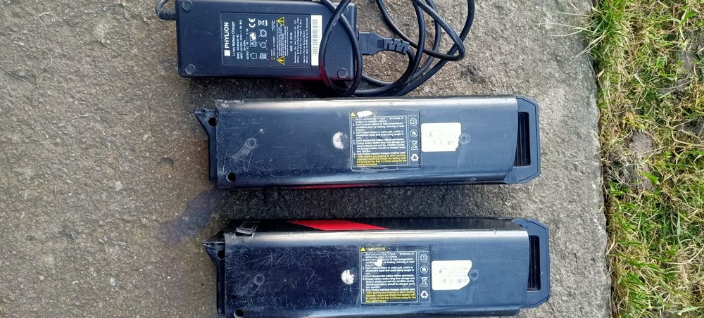 Bicicletă electrică cu 2 baterii