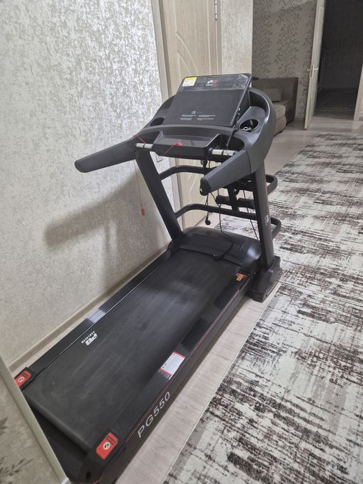 Беговая дорожка PG550