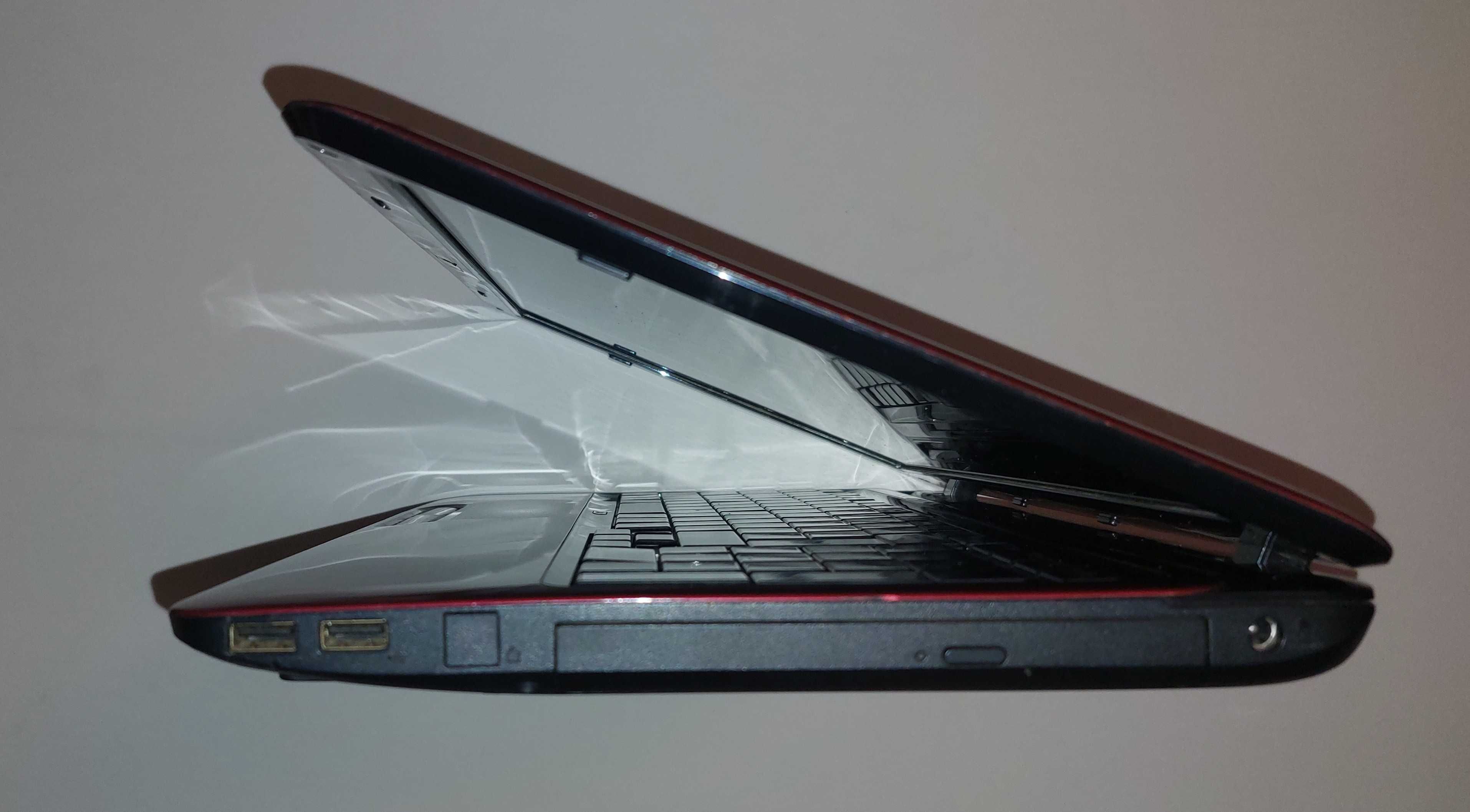 Laptop Toshiba SATELLITE L755D със SSD Лаптоп Тошиба