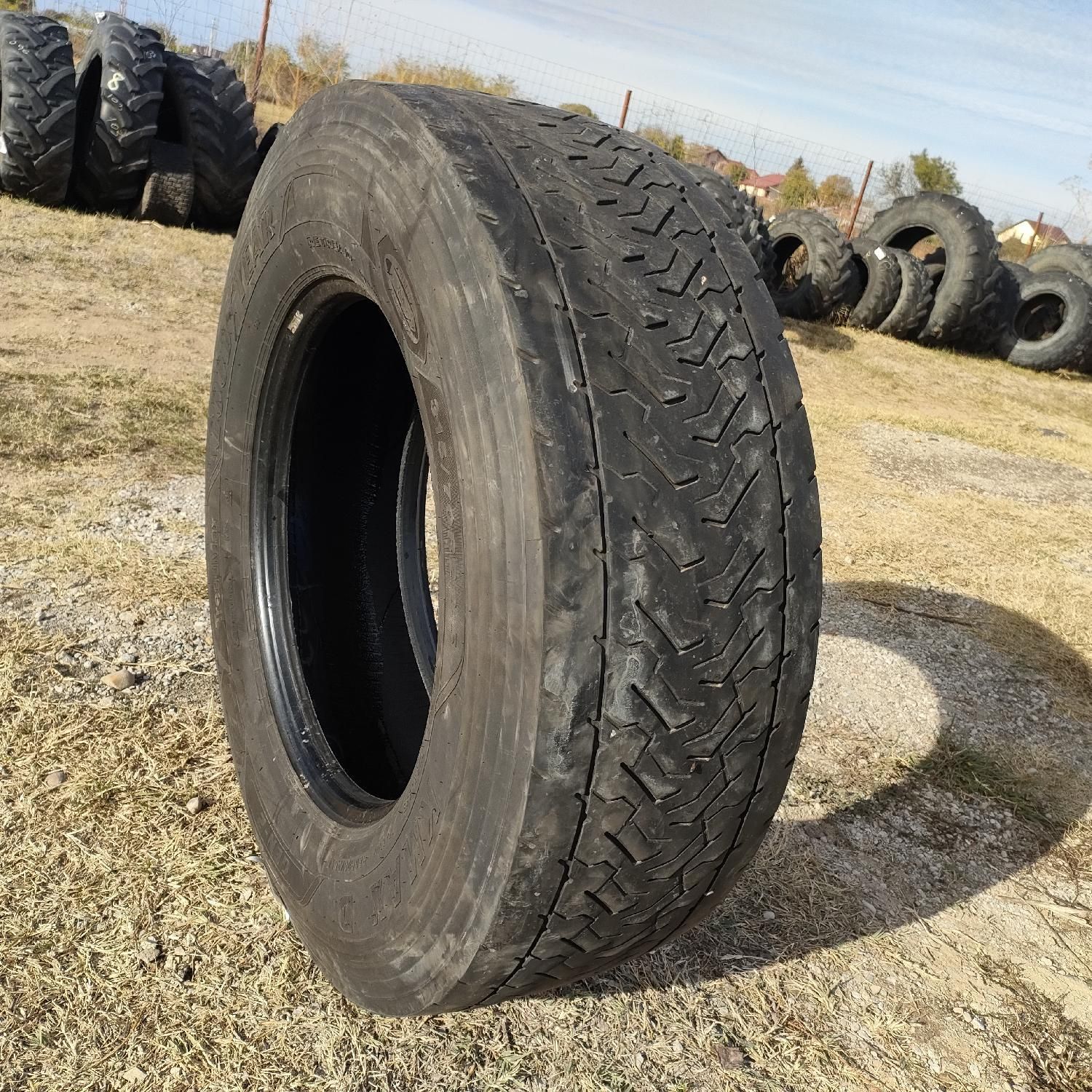 Cauciucuri 315/70R22.5 Goodyear Anvelope Tractor Second Hand