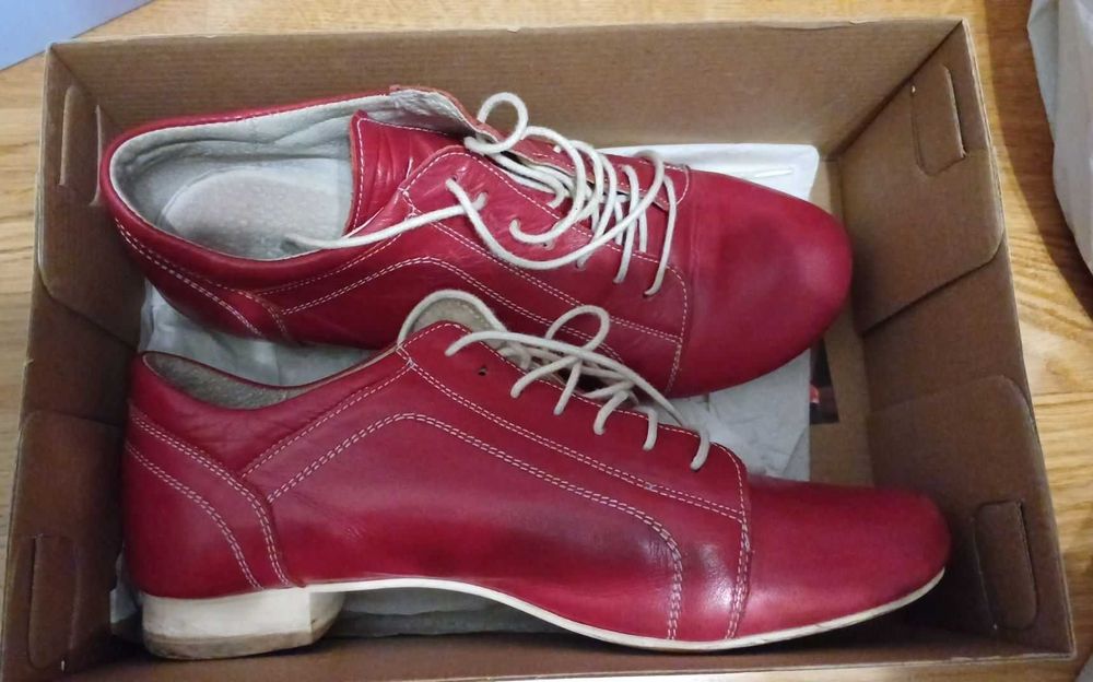 Pantofi piele rosie rosii dama, marimea 38, sport tip adidas