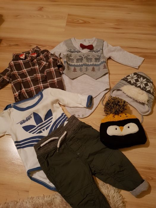 Vand haine bebe 0-18 luni