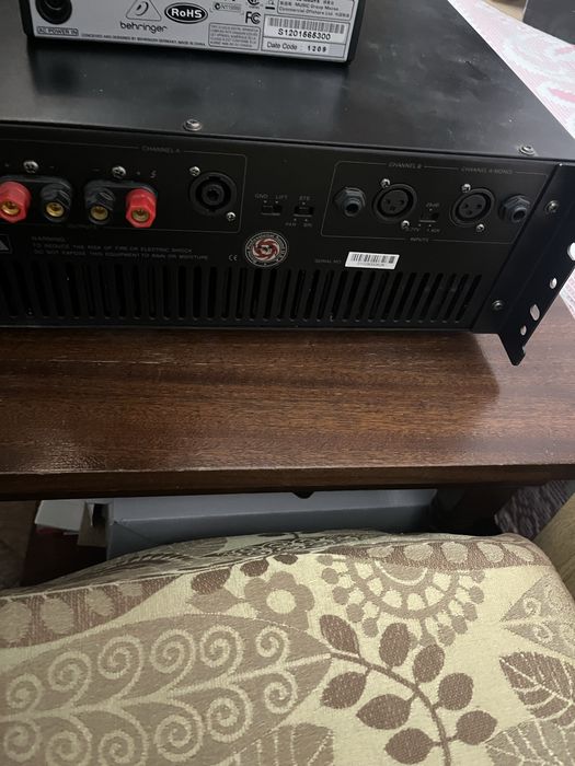 Озвучителна система Behringer