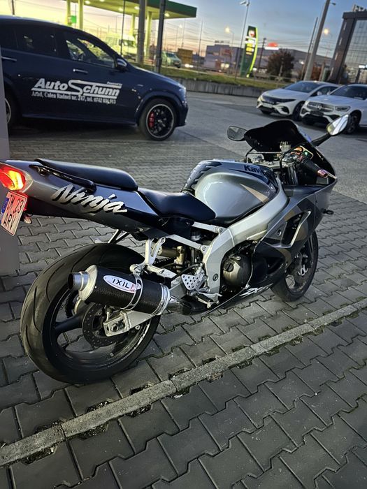 Kawasaki zx6-R Ninja