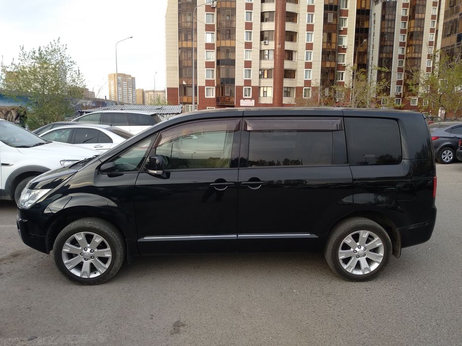 Продам Митцубиси Делика Д5.