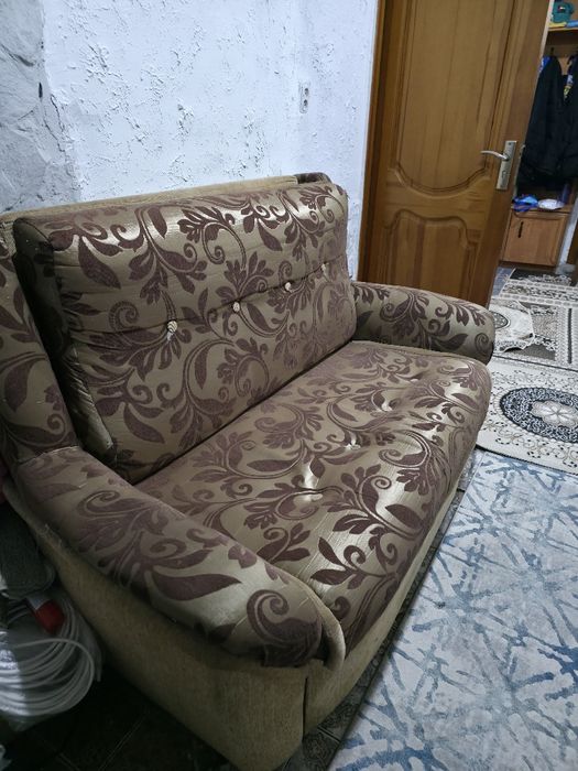 Продам диван раскладной