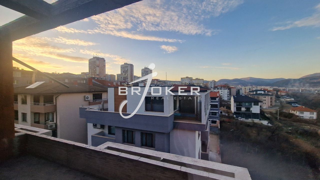 Продава се Мезонет в Кърджали, Възрожденци - 136 кв.м за 760 €/кв.м - Снимка #7