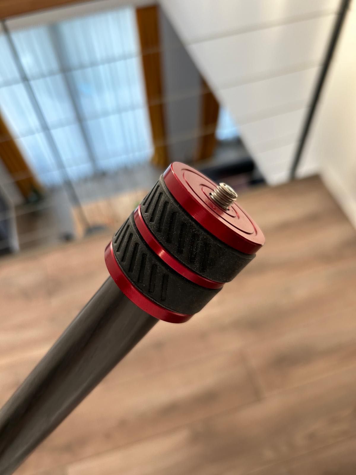 Manfrotto GimBoom brat extensibil din carbon pentru gimbal