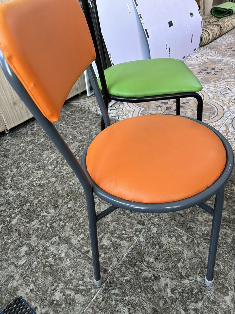 Продается стулья