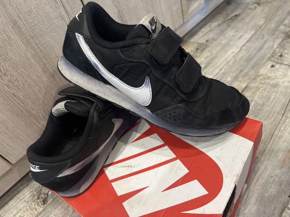 Маратонкк Nike 35 номер