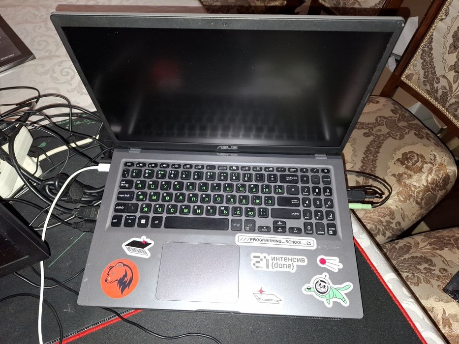 Asus i3 X515F 12 gb ram