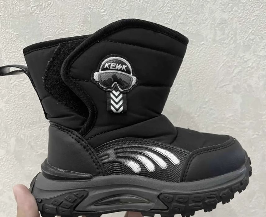 Зимние сапоги 25 р срочно!