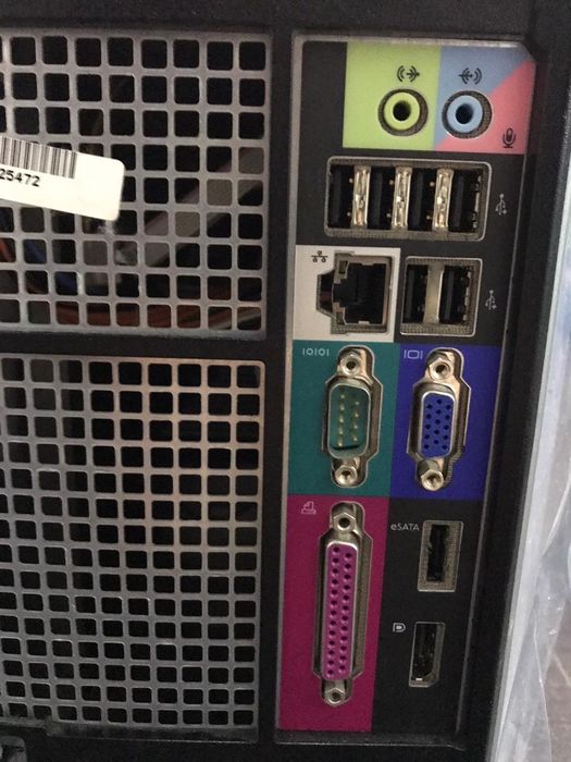 НАСТОЛЕН ОФИС Компютър Dell Optiplex 780 два хард диска/120SSD 6GB RAM