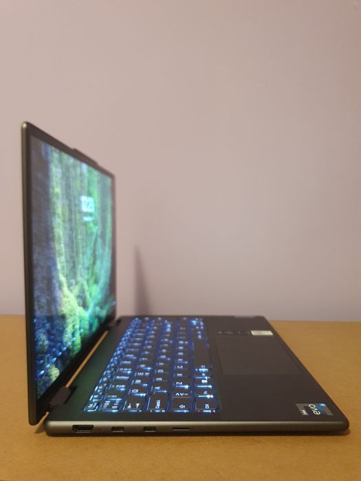 Laptop lenovo yoga 7 2023 i5 evo