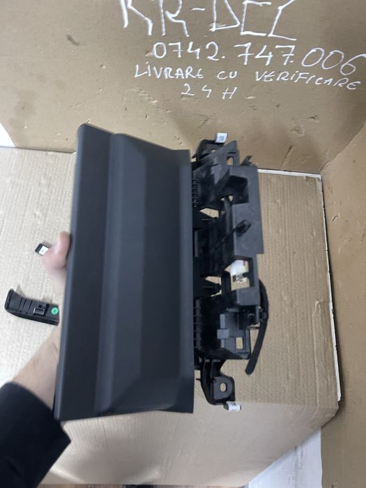 Display navigatie Peugeot 3008 5008 II 982219288000 an 2017-2025