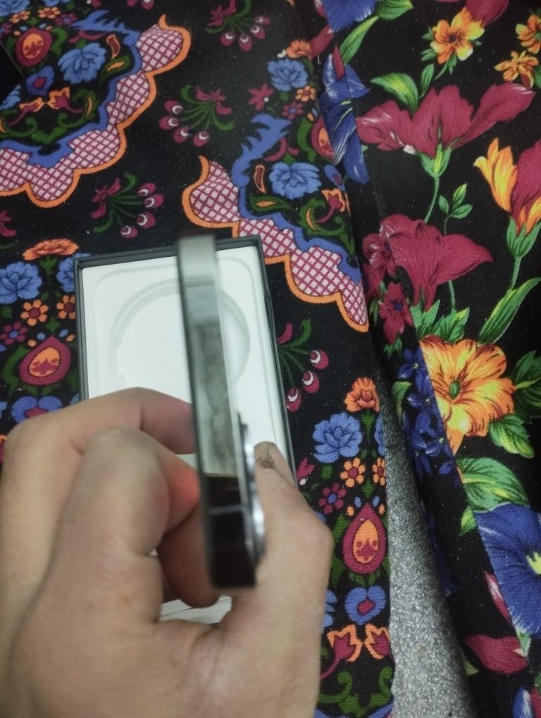 iPhone 12 pro 128 xotira