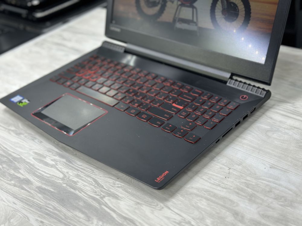 Lenovo Y520 - Intel Core i7-7700HQ/ОЗУ-16/SSD-256/GTX-1060