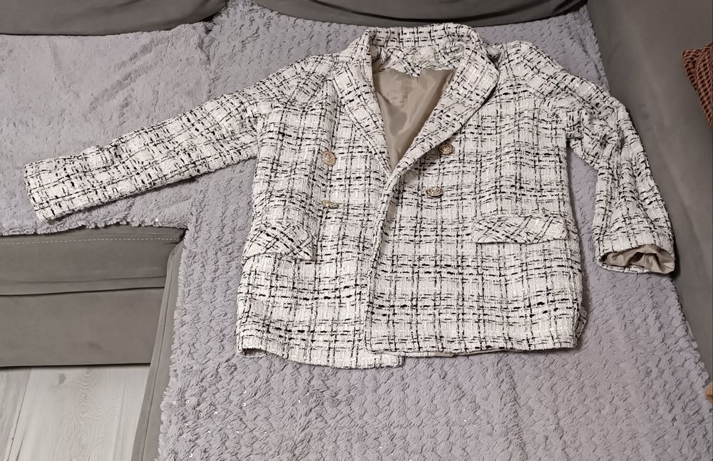 Куртка женская, Мирабадский район.