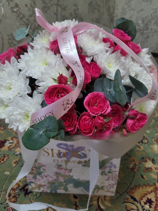 цветы свежие только сегодня получил