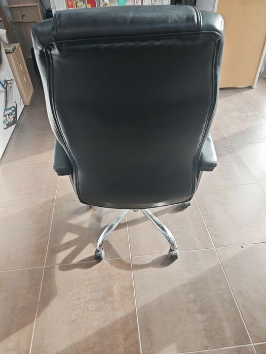 Президентски стол в много добро състояние