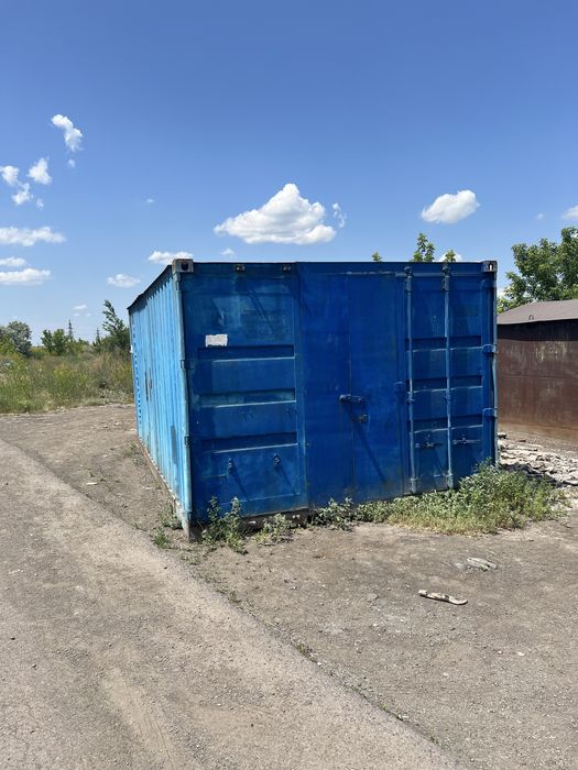 Продаю утепленный гараж контейнер