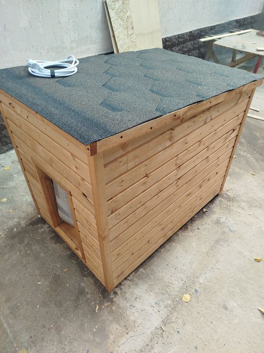 Будка для большой собаки с утеплением и подогревом  теплый пол