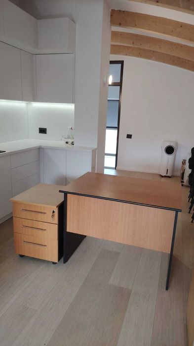 Birouri pal diverse modele