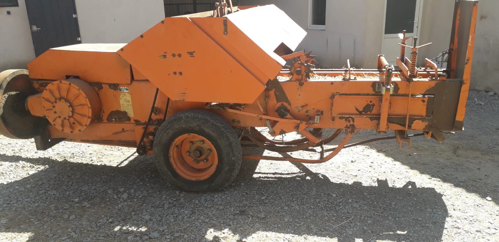 Presă de balotat