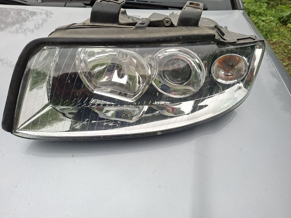 Faruri a4 b6 xenon