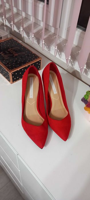 Обувки, маратонки,ботуши,сандали