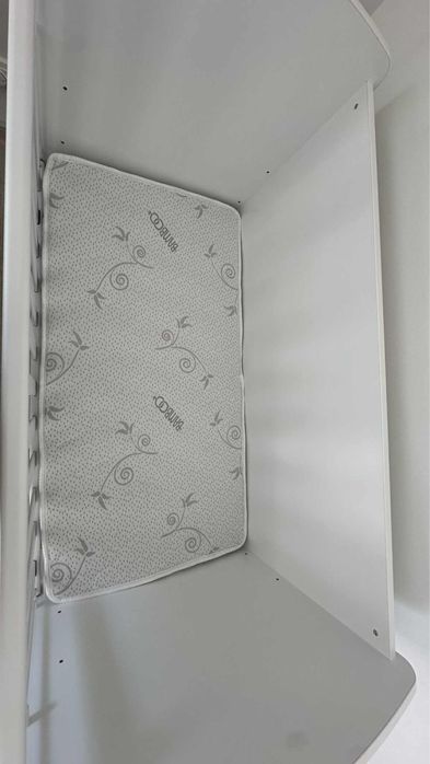 Дървено детско легло ( люлеещ механизъм)