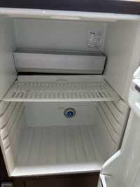 Mini frigider Kleo