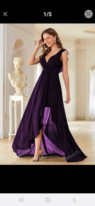 Vand rochie noua