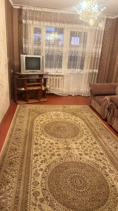 Сдам 2- х комнатную кв в 1- м микрорайоне на долгий срок