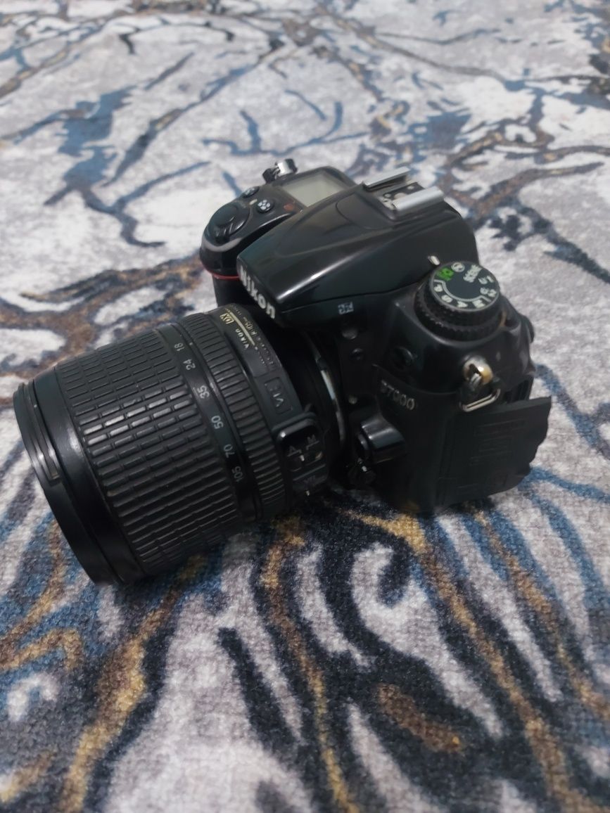 NIKON D7000 Sotiladi Srochna