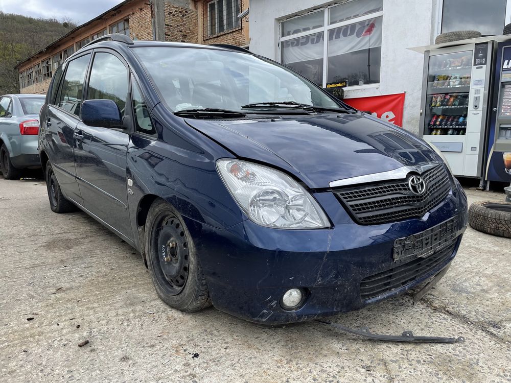 Toyota Corola Verso d4d 2.0 90hp 2002 На Части