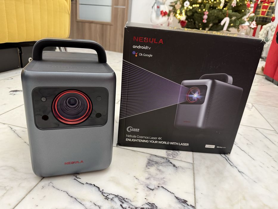 Videoproiector Nebula Cosmos 4K Laser 2200 lumeni