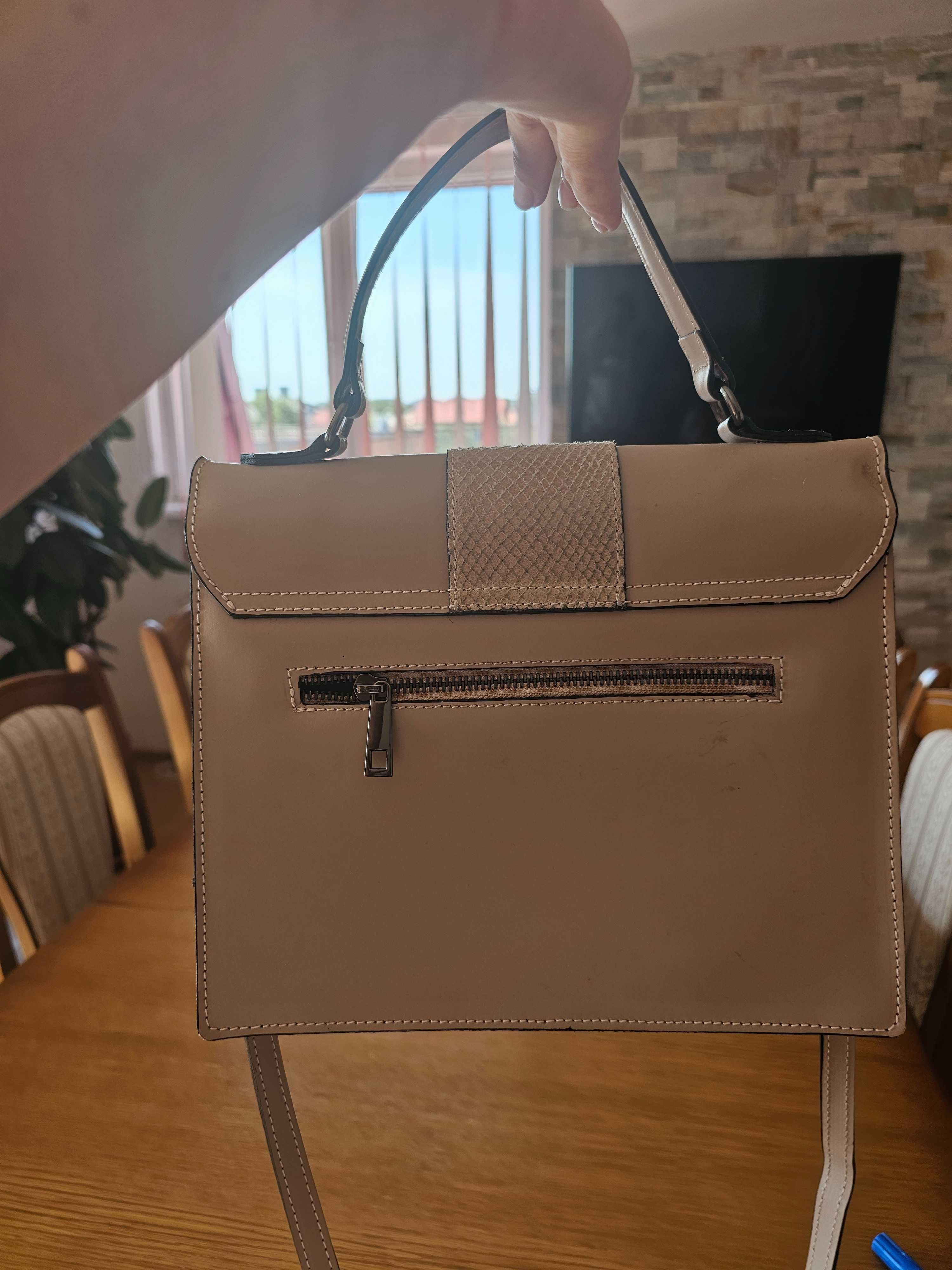 Geanta dama crossbody, noua, marime medie