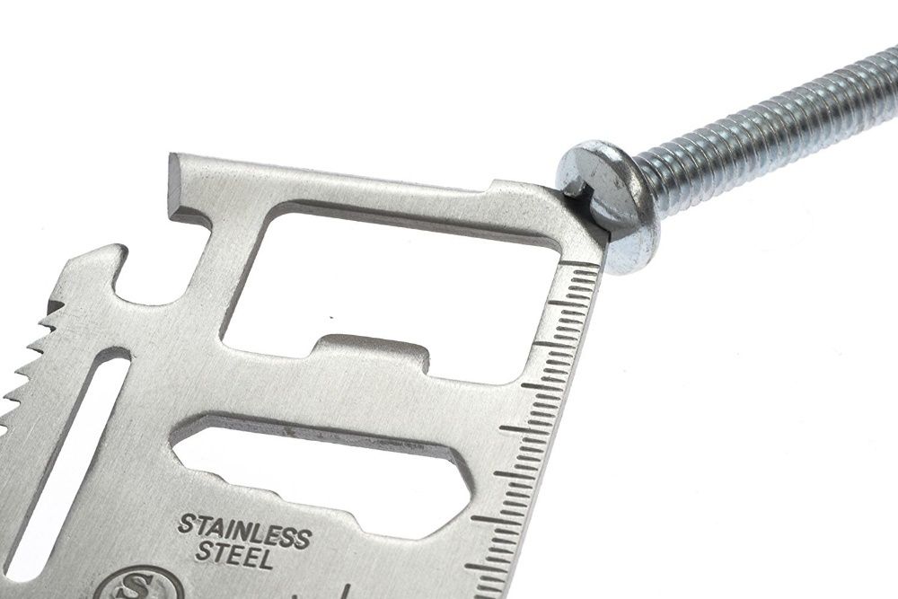 Мултифункционален Инструмент С Формата На Кредитна Карта С Кожен Калъф