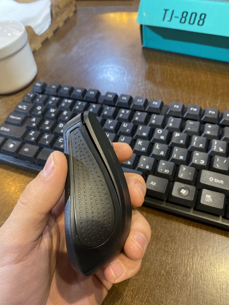 Клавиатура KEYBOARD