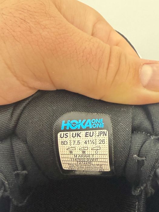 Adidași HOKA Arahi 7 – mărime 40 1/3 – stare foarte bună