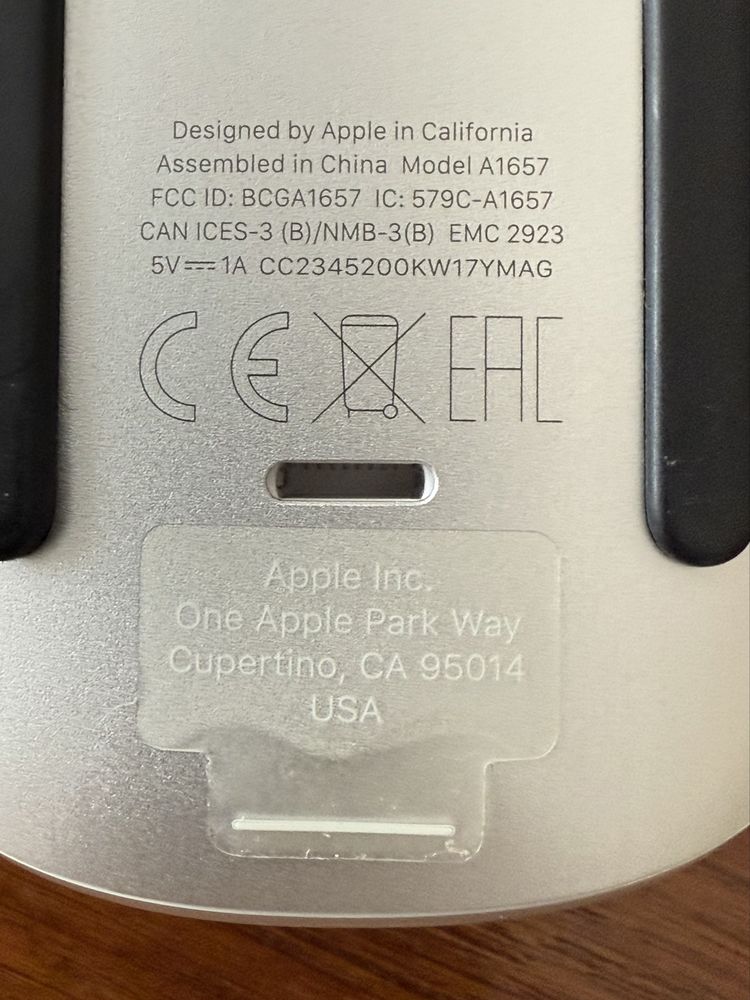 Magic mouse apple stare noua, folosit de cateva ori