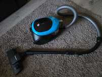 Aspirator Samsung 1500W Fara sac , cu recipient , Albastru .
