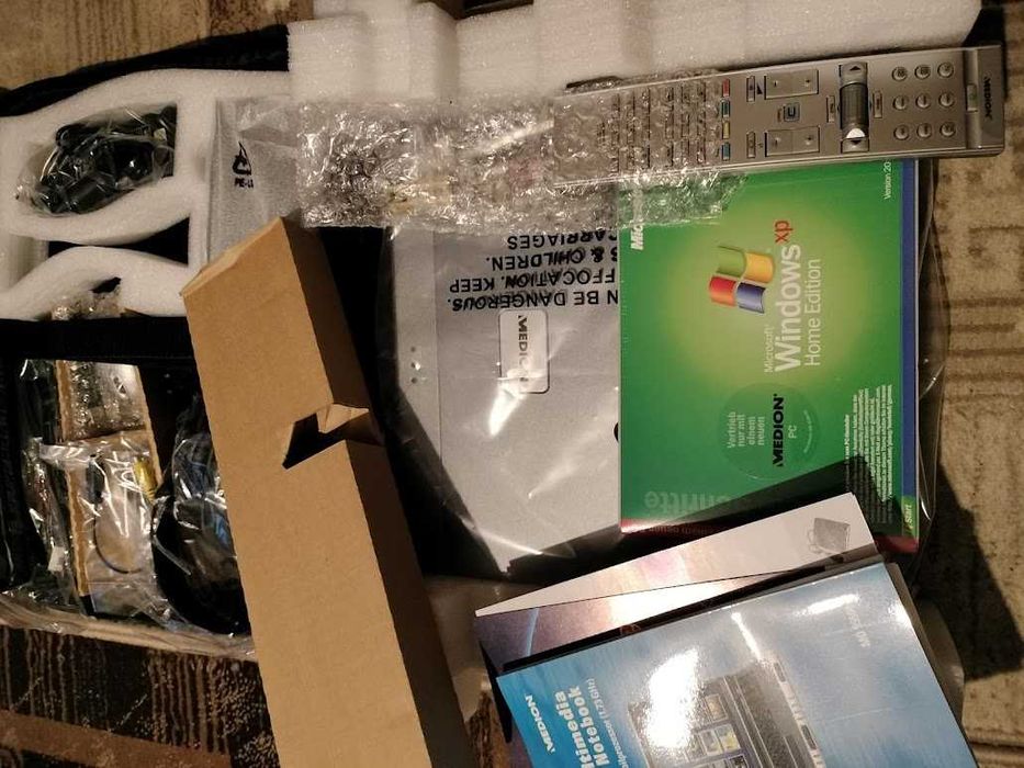 Vand laptop MEDION anii 2000