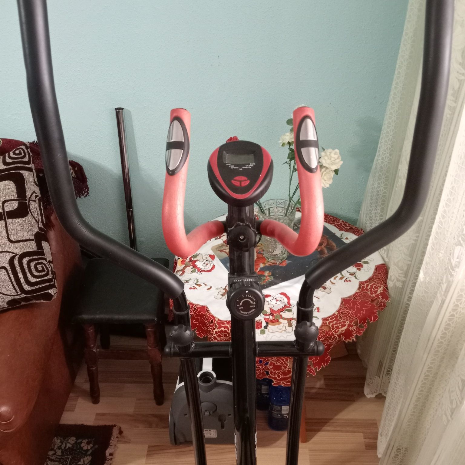 Bicicletă eliptică