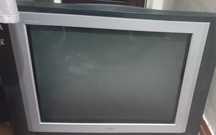 Продам большой телевизор Lg